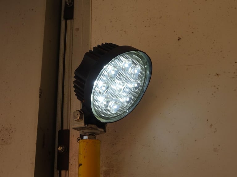 2021 Ford Transit 2.0 350 EcoBlue Leader Luton 3dr Diesel Manual FWD L4 Euro 6 (s/s) (130 ps) CHA...