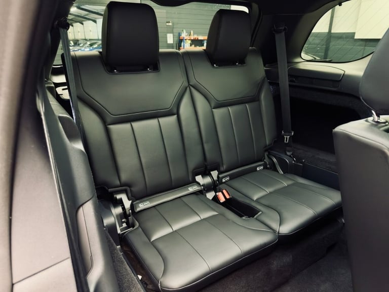 2019 Land Rover Discovery 3.0 SD V6 Landmark Edition SUV 5dr Diesel Auto 4WD Euro 6 (s/s) (306 ps...
