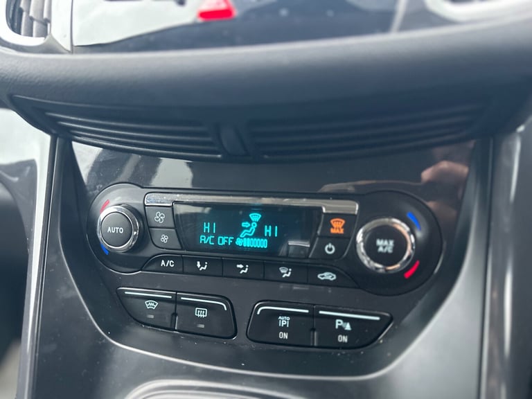 2014 Ford Kuga 2.0 TDCi 163 Titanium 5dr Powershift HATCHBACK Diesel Automatic