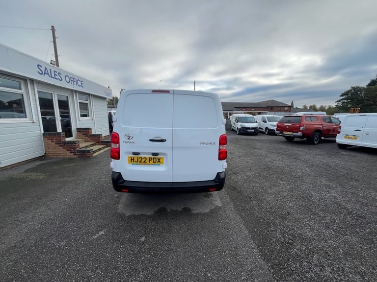 2022 22 TOYOTA PROACE 2.0D ICON LONG PANEL VAN 6DR DIESEL MANUAL LWB EURO 6 (S/S