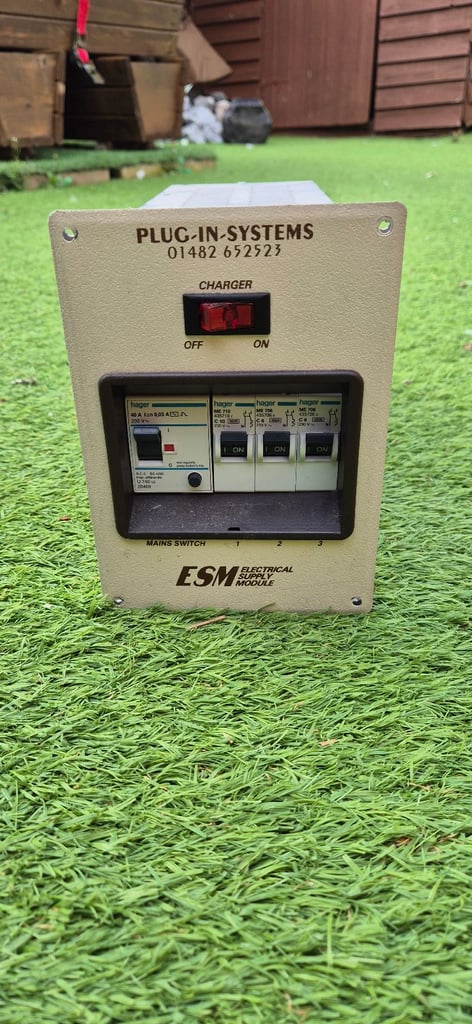 ESM PLUG-IN-SYSTEM battery charger , power supply for camper caravan motorhome boat.