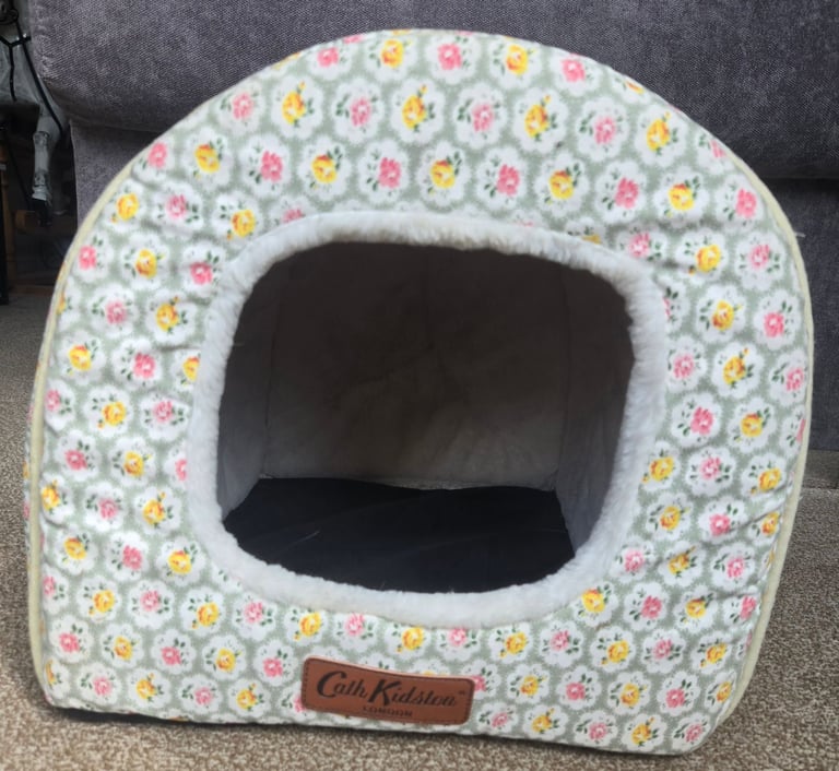 Cath kidston provence rose sage cat dog bed igloo