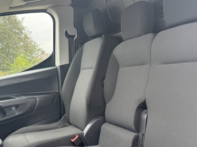 2021 Peugeot Partner PROFESSIONAL L1 (SWB) 1.5 BLUEHDI [A/C] - **EURO 6** - FSH Panel Van Diesel ...
