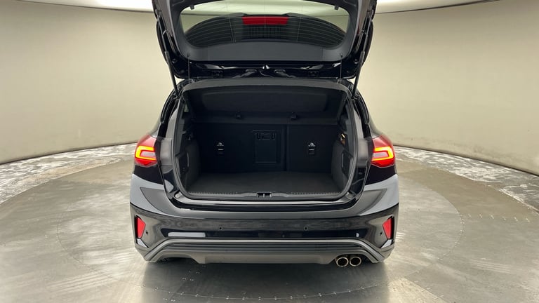 2022 Ford Focus Focus ST-Line Vignale 5 door 1.0L EcoBoost 155PS mHEV FWD 7 Speed PowerShif 5 doo...
