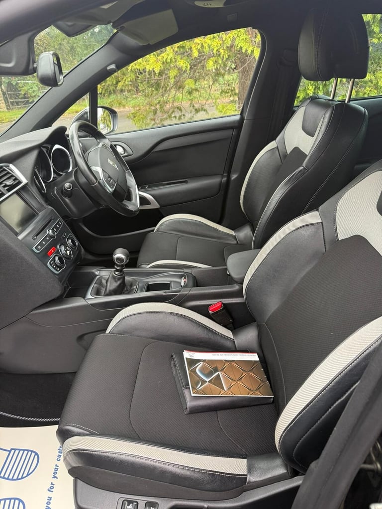 2015 Citroen DS4 1.6 e-HDi 115 DStyle Nav 5dr HATCHBACK Diesel Manual