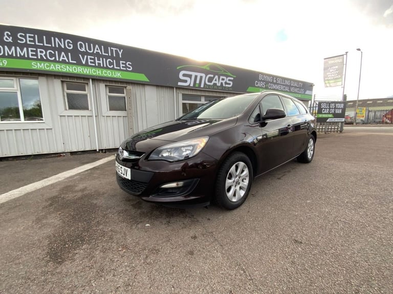 image for 2015 Vauxhall Astra 1.6 CDTi ecoFLEX Design Sports Tourer 5dr Diesel Manual Euro 6 (s/s) (136 p E...