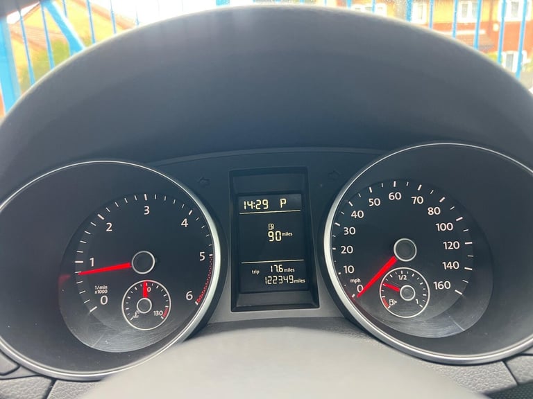 2009 Volkswagen Golf 1.6 TDI SE DSG Euro 5 5dr HATCHBACK Diesel Automatic