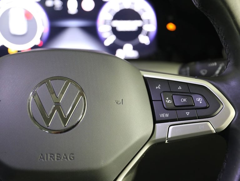 2024 Volkswagen Golf 1.5 TSI Life 5dr HATCHBACK PETROL Manual