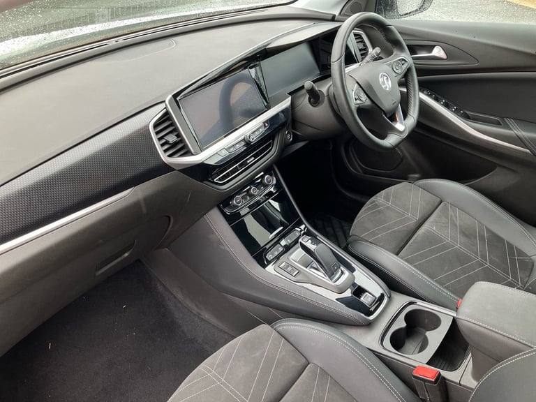2023 Vauxhall Grandland 1.5 Turbo D Ultimate 5dr Auto HATCHBACK DIESEL Automatic