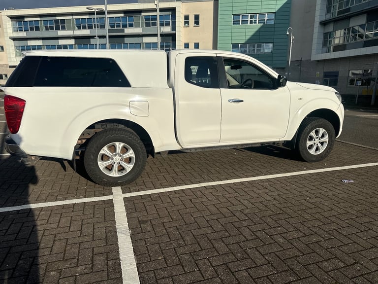 Nissan navara acenta king car 66reg drive great 