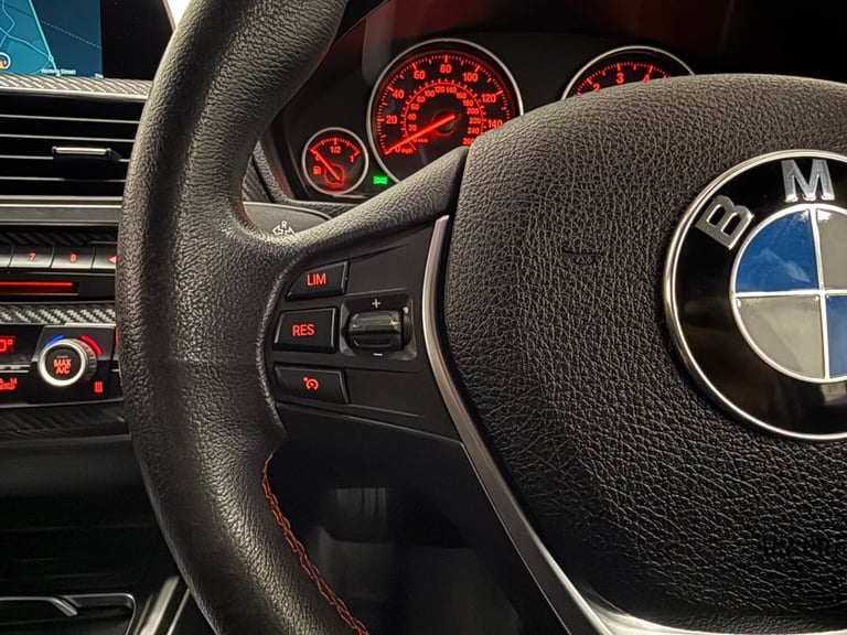 2018 68 BMW 318i 1.5 SPORT PETROL AUTOMATIC 134BHP BLACK EURO 6