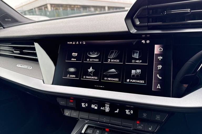 2025 Audi RS3 2.5 TFSI Carbon Vorsprung S Tronic quattro Euro 6 (s/s) 4dr Saloon Automatic