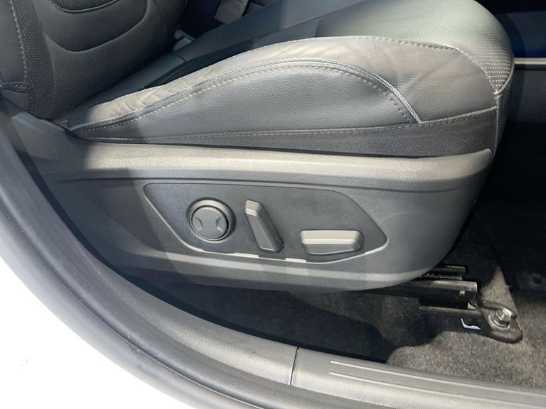2021 Hyundai TUCSON 1.6 h T-GDi Ultimate SUV 5dr Petrol Hybrid Auto Euro 6 (s/s) (230 ps) ESTATE ...