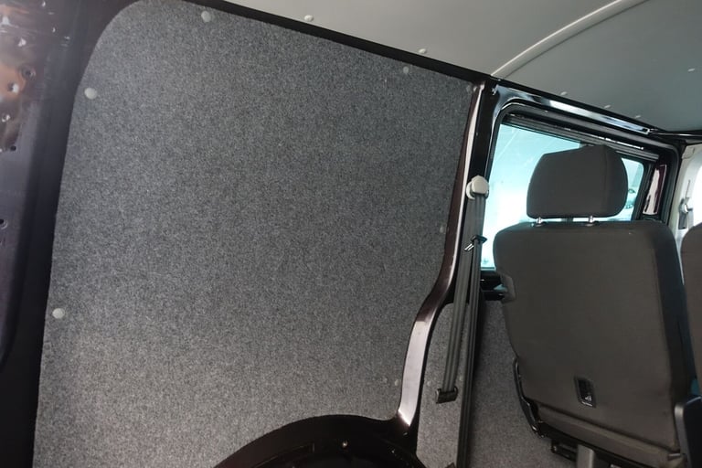 2016 Volkswagen Transporter 2.0 BiTDI T32 BlueMotion Tech Window Van 4dr Diesel DSG FWD SWB Euro ...