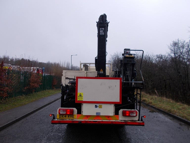 2014 (14) LEYLAND DAF CF 330 FLATBED WITH CRANE & BRICK GRAB. REAR LIFT STEER