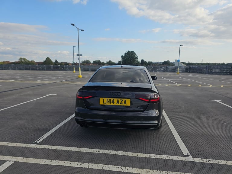 Audi, A4, Saloon, 2014, Semi-Auto, 1984 (cc), 4 doors
