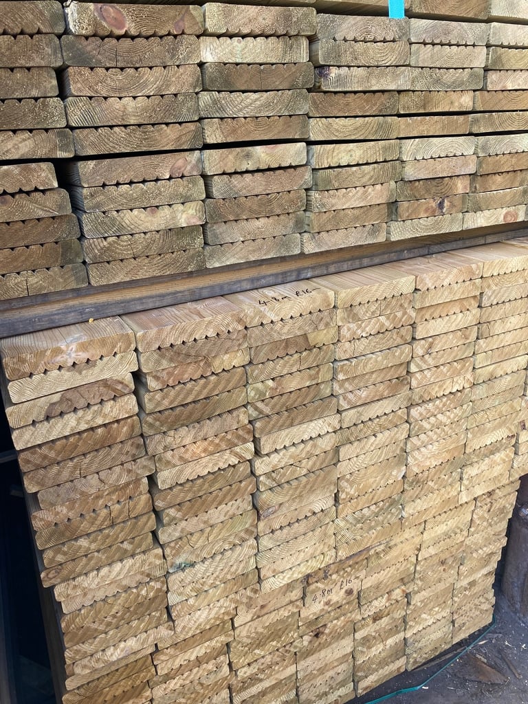 Decking boards 4.8 m