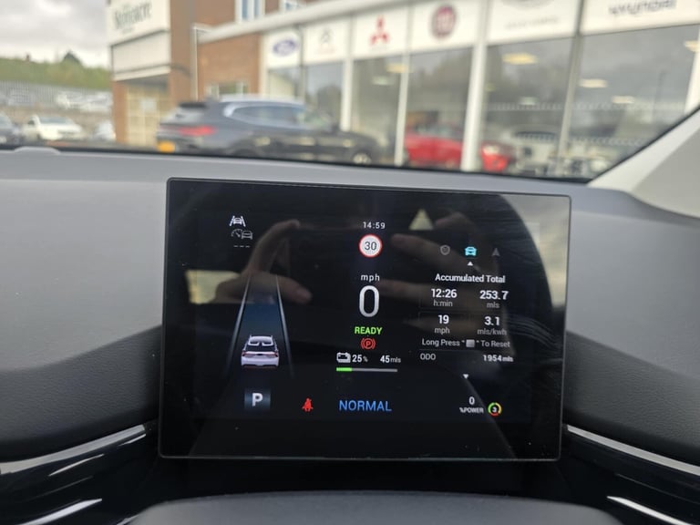 2025 MG MG4 150kW Trophy EV Long Range 64kWh 5dr Auto HATCHBACK ELECTRIC Automatic