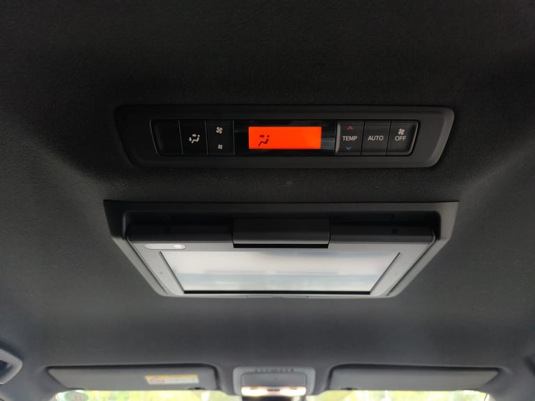 2021 Toyota Voxy 1.8 Hybrid Automatic 7 Seats 5dr ULEZ Free MPV Petrol/Electric Hybrid Automatic