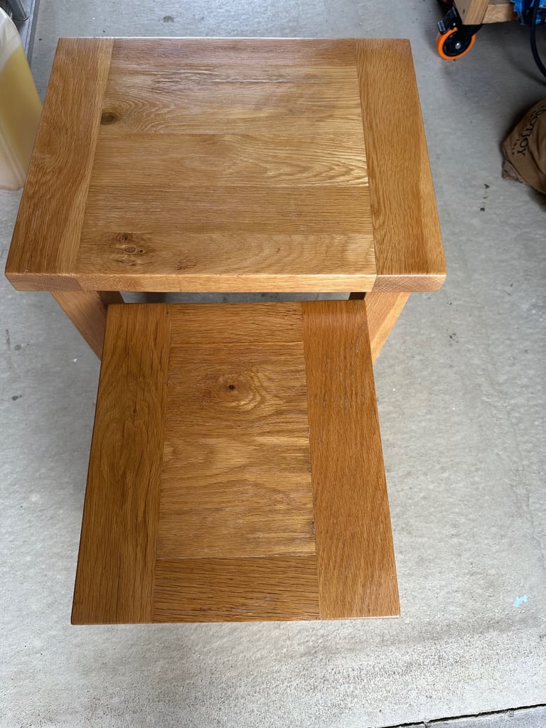 Oak TV cabinet and nest of tables  