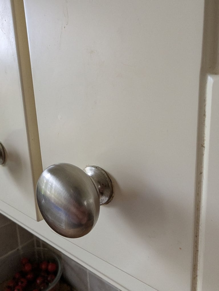 image for 20 x Satin nickel/Satin Chrome cabinet knobs and handles