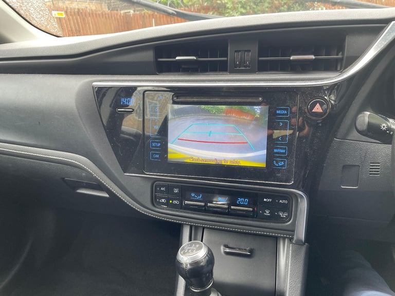 Toyota, AURIS, Estate, 2015, Manual, 1197 (cc), 5 doors