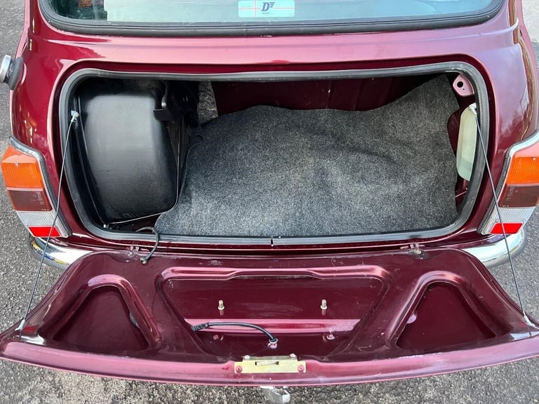 ROVER MINI RARE AUTOMATIC 40TH ANNIVERSARY EDITION IN MULBERRY * FULL LEATHER *