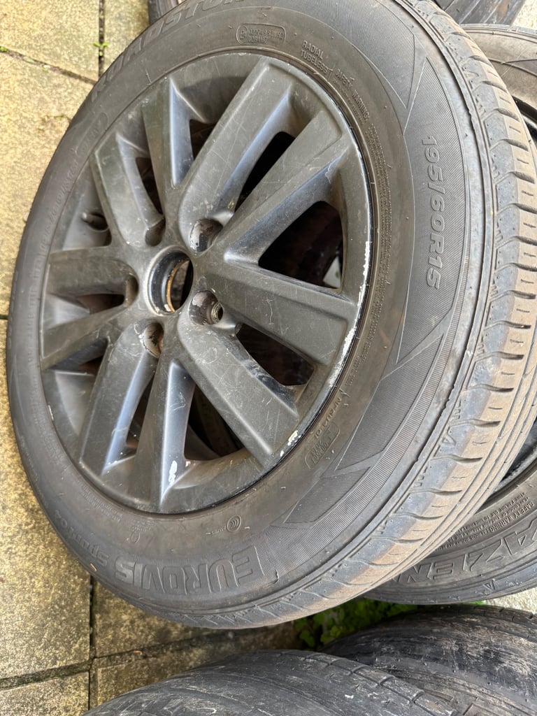 image for Four alloy wheels