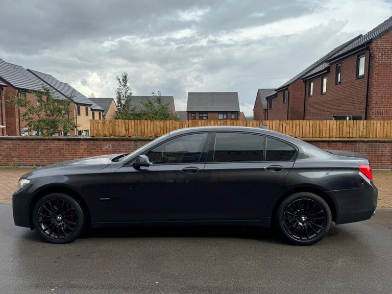 2011 BMW 7 Series 3.0 730d M Sport Auto Euro 5 4dr SALOON Diesel Automatic