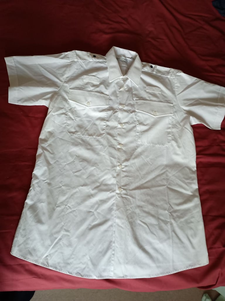 image for WHITE SHORT SLEEVE EX POLICE,SECURITY SHIRT FRONT POCKETS NEW