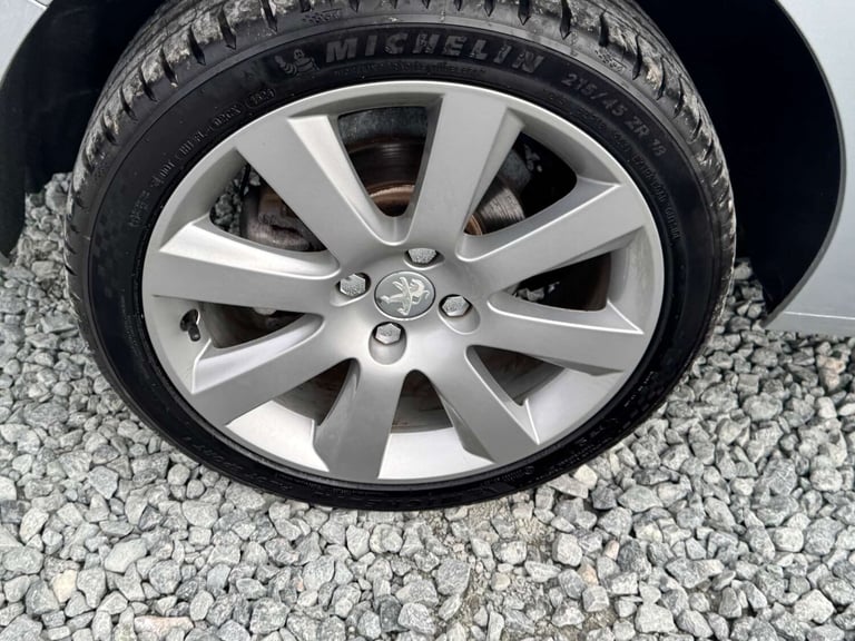 2014 Peugeot 5008 1.6 HDi Allure 5dr MPV DIESEL Manual