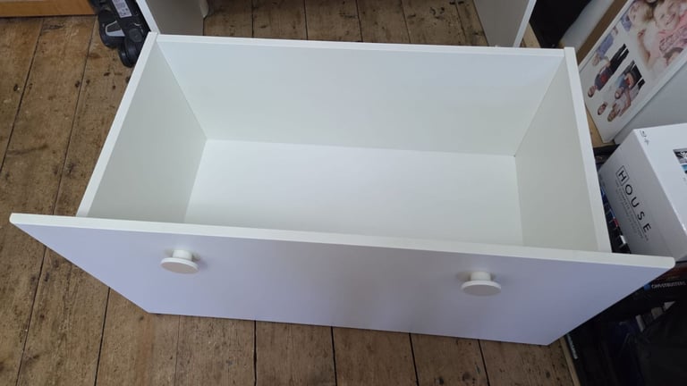 Wooden storage unit 