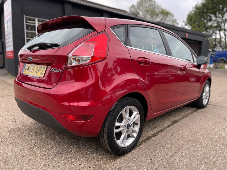 FORD FIESTA 1.0 T EcoBoost Zetec 2015