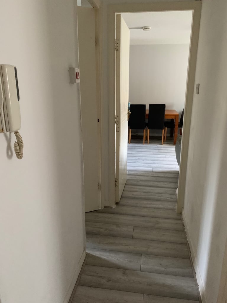 West End flat for rent 