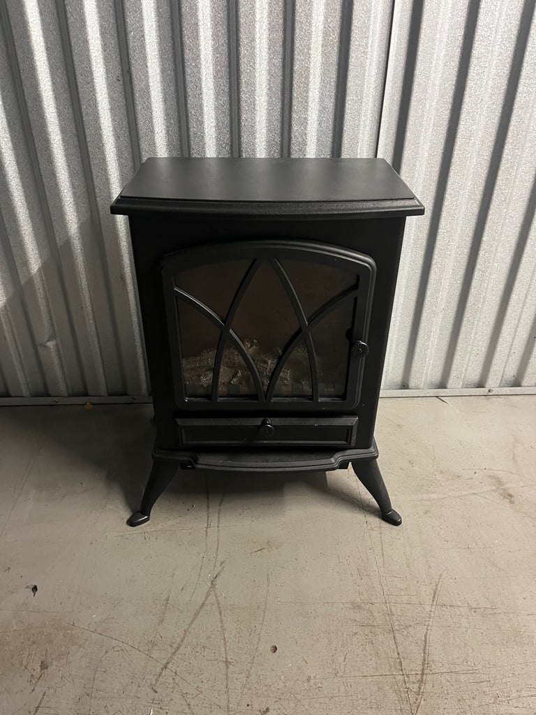 image for Warmlite Stirling Electric Fire Stove Heater – £15 (Pick up only, must go by Monday 10 Nov)