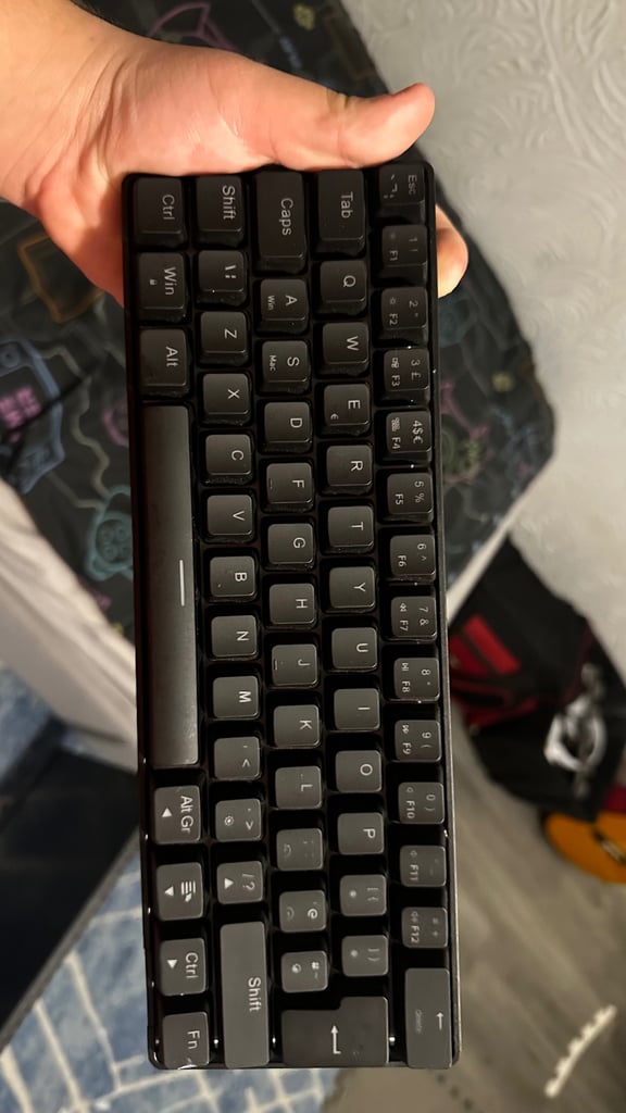 Gaming aoc monitor27 inch  with keyboard and mouse 