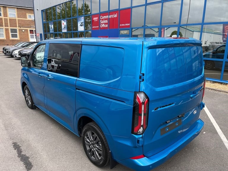 2025 Ford Transit Custom E-Transit Custom Limited DCiV 320 L1 65kWh 100kw 136 RWD 1 Speed Automat...
