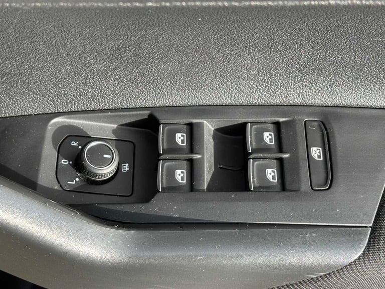 2018 Volkswagen Polo 1.0 TSI 95 SE 5dr HATCHBACK PETROL Manual