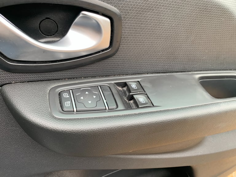 2017 Renault Clio 0.9 TCE 90 Dynamique Nav 5dr HATCHBACK Petrol Manual