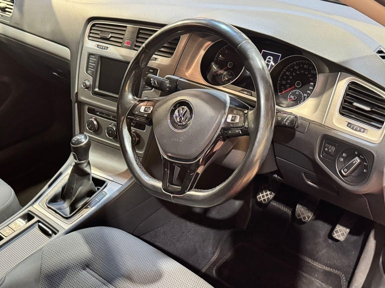 2016 Volkswagen Golf 1.6 TDI BlueMotion Tech Match Edition Euro 6 (s/s) 5dr HATCHBACK Diesel Manual