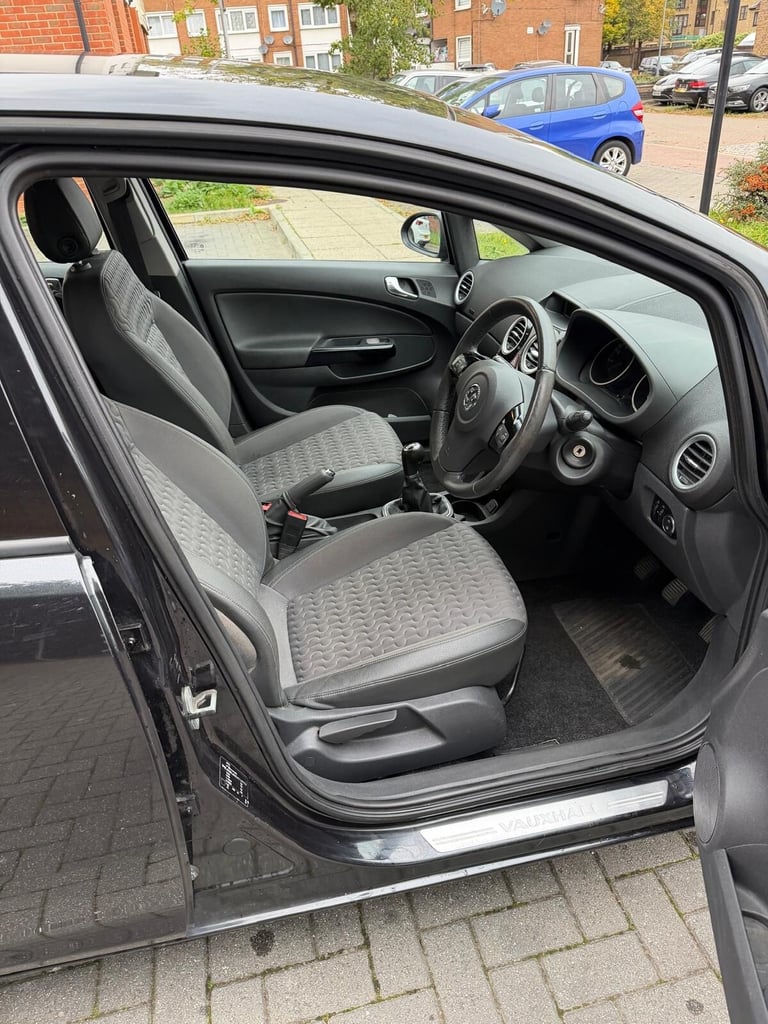 2014 Vauxhall Corsa 1.2 SE 5dr HATCHBACK Petrol Manual