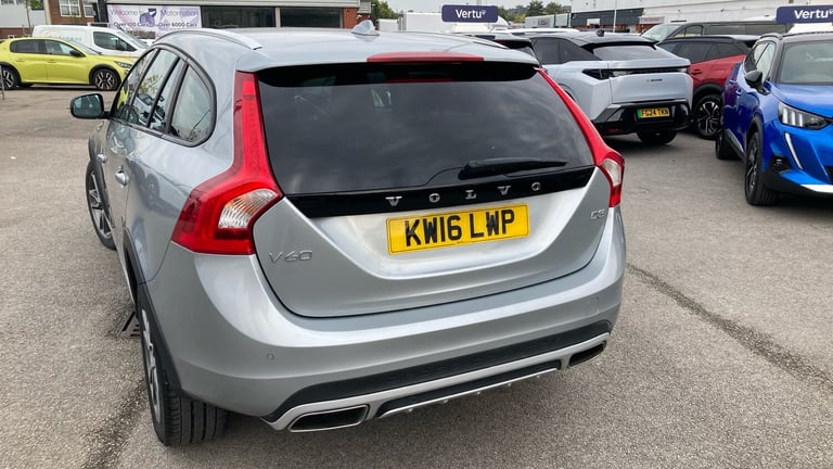 2016 Volvo V60 D3 [150] Cross Country Lux Nav 5dr Geartronic Diesel Estate Estate Diesel Automatic