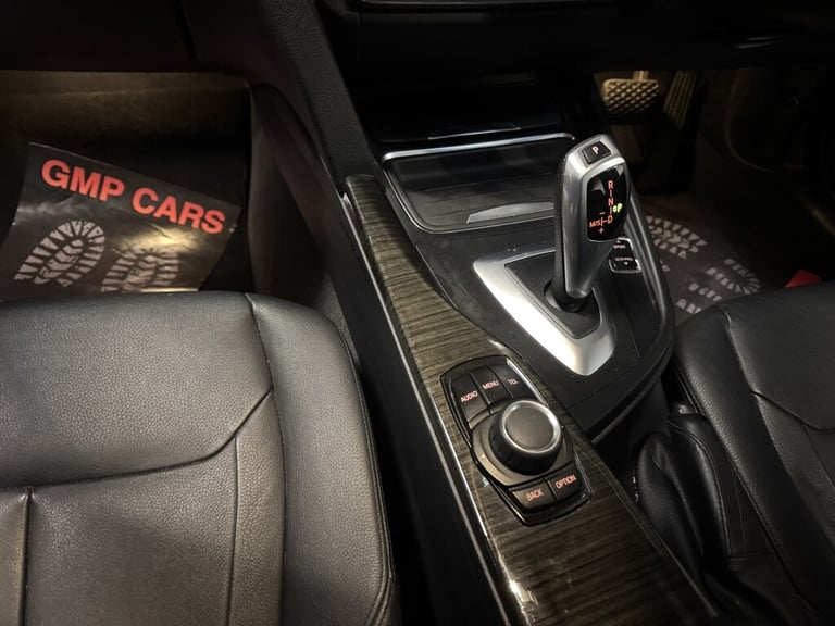 2012 BMW 3 Series 2.0 320D LUXURY TOURING 5DR Automatic Estate Diesel Automatic