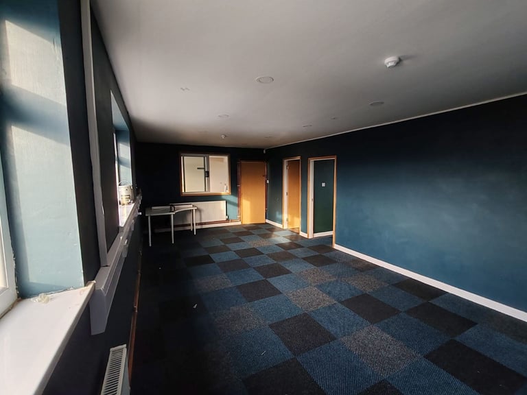 First Floor Offices For Rent (3 Offices, Kitchen & Shower/Toilet) - Nechells, Birmingham B7