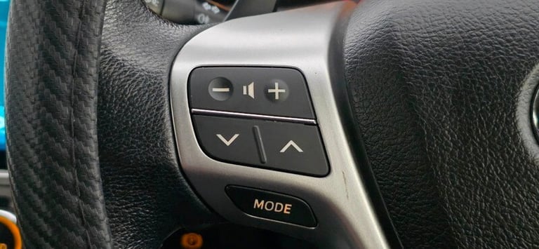 2014 Toyota Avensis 2.0 V-Matic Excel Touring CVT 5dr Petrol Automatic