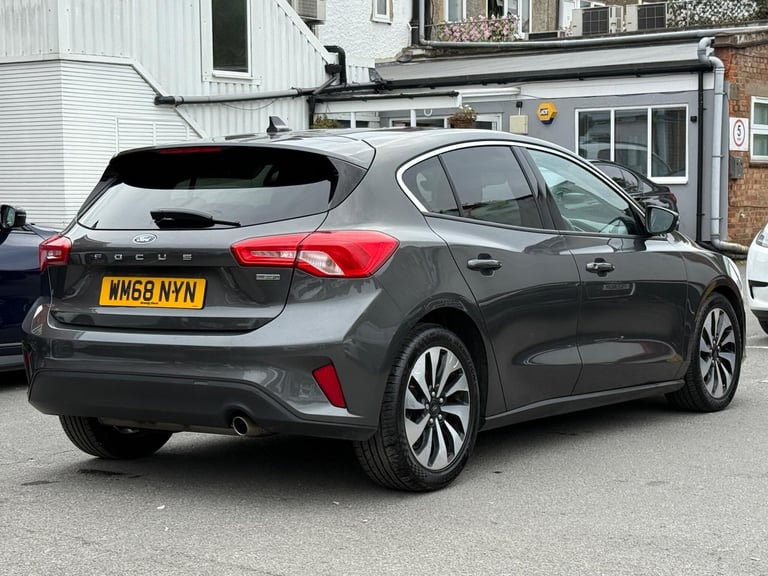 2018 Ford Focus 1.0T EcoBoost Zetec Euro 6 (s/s) 5dr HATCHBACK Petrol Manual