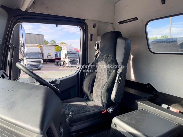 2017 (17) MERCEDES-BENZ AROCS 3240K TIPPER