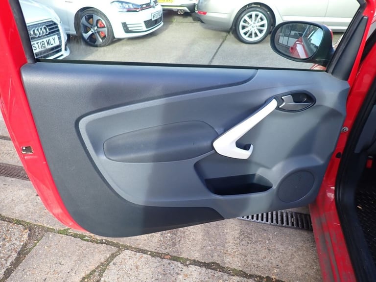 2013 63 FORD KA 1.2 ZETEC HATCHBACK 3DR PETROL MANUAL EURO 5 (S/S) (69 PS)