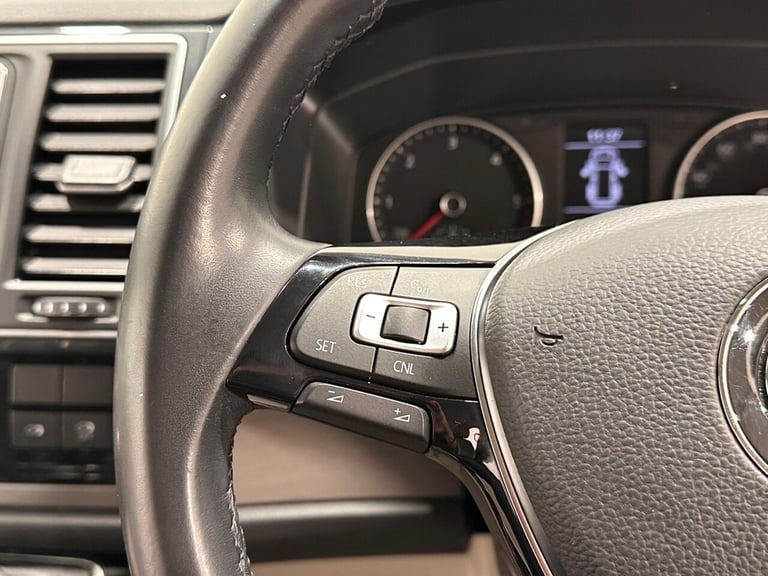 2019 Volkswagen Caravelle 2.0 TDI BlueMotion Tech SE MPV 5dr Diesel DSG Euro 6 (s/s) (150 ps) MPV...