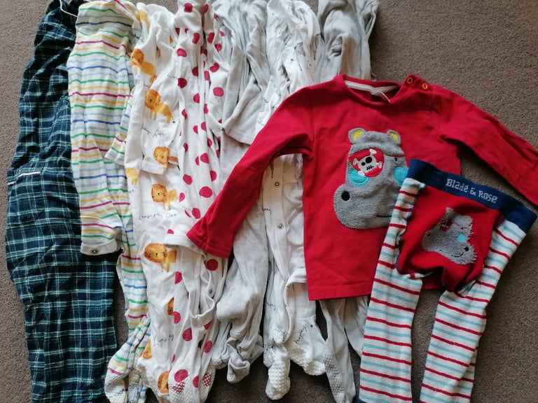 Bundle of boys baby clothes 12-18 months 